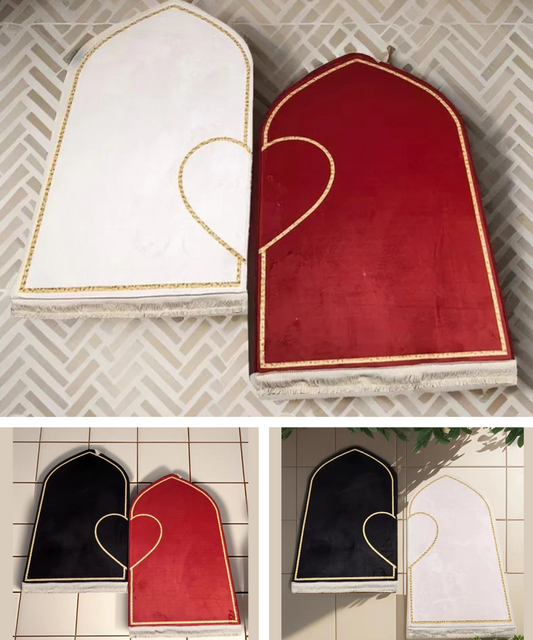 Set of 2 Prayer Mats (Sajadah) Couple Heart