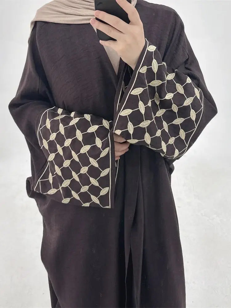 Abaya HELWA