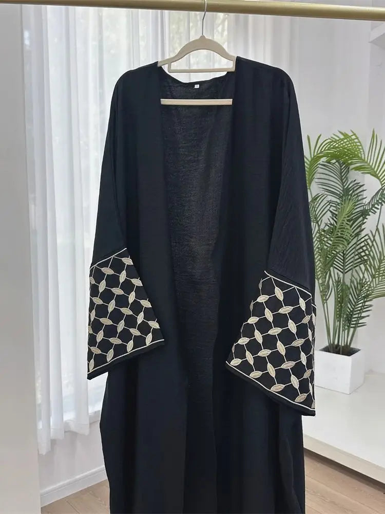 Abaya HELWA